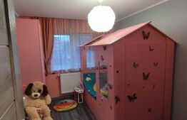 Apartament cu 4 camere, 2 bai, 80 mp, et. intermediar, zona Aurel Vlaicu