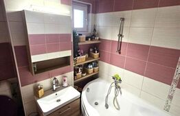 Apartament cu 3 camere, 2 bai cu geam, etaj intermediar, zona Aurel Vlaicu