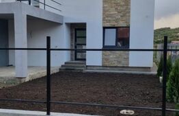 Casa individuala cu garaj, 120 mp utili si 400 mp teren