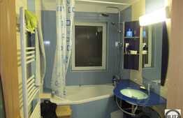 Vanzare 2 camere, 54 mp, balcon, zona Terra! Parcare inclusa!