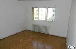 3 camere, 65 mp, decomandat, partial mobilat, zona strazii Lacul Rosu