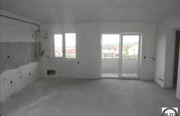 Apartament de vanzare cu 3 camere, 85 mp cu balcon de 14 mp si loc parcare