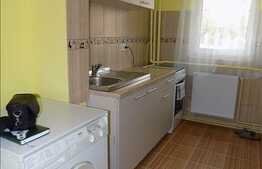 1 camera, 33 mp,  zona strazii Venus