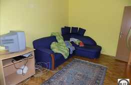 1 camera, 33 mp,  zona strazii Venus