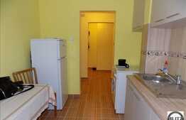 1 camera, 33 mp,  zona strazii Venus