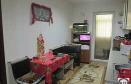 2 camere, 61 mp utili, decomandat, balcon de 12 mp! Zona strazii Florilor!