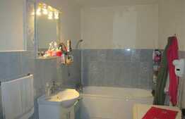 Apartament cu 2 camere, 61 mp utili, balcon inchis de 12 mp! Zona Florilor!