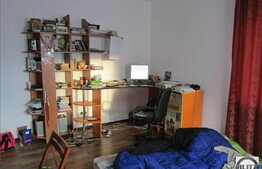 Vanzare 1 camera, 42 mp utili, balcon, decomandat! Zona strazii Stejarului!