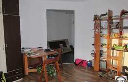 Vanzare 1 camera, 42 mp utili, balcon, decomandat! Zona strazii Stejarului!