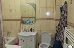 De vanzare 2 camere, 40 mp utili, zona strazii Florilor! Parcare inclusa!