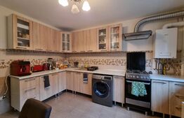 Apartament 3 camere decomandate, 82mp, etaj intermediar, Baciu