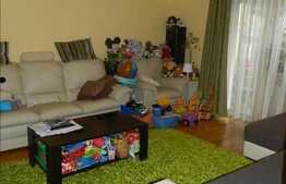 3 camere, 68 mp, decomandat, mobilat complet, zona strazii Lacul Rosu