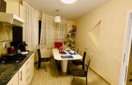 Casa 320 mp, terasa, gradina, garaj, zona Golden Tulip