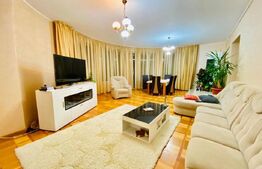 Casa 320 mp, terasa, gradina, garaj, zona Golden Tulip