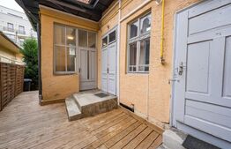 Casa 2 camere, 90 mp, garaj, beci, 210 mp de teren, zona centrala