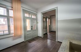 Casa 2 camere, 90 mp, garaj, beci, 210 mp de teren, zona centrala