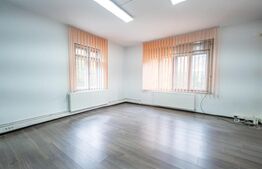 Casa 2 camere, 90 mp, garaj, beci, 210 mp de teren, zona centrala