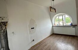 Apartament 3 camere, 58 mp, recent renovat, zona Ultracentrala