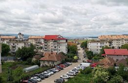 Apartament de 60mp desfășurat pe două niveluri, localizat central în Apahida