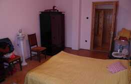 2 camere, 64 mp UTILI, decomandat, parcare, zona centrala!