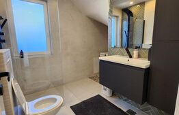 Comision 0%! Apartament in vila, 4 camere, 92 mp, gradina de 50 mp, zona Terra