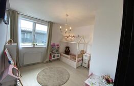 Apartament decomandat, 3 camere, 69mp, garaj, zona Terra