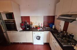 Apartament 3 camere, 69 mp, etaj 2, garaj, zona strazii Ioan Rus