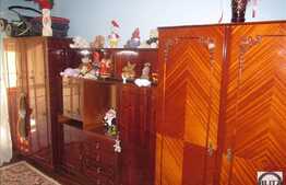 De vanzare, 3 camere, etaj intermediar, boxa la subsol, zona Piata Marasti!