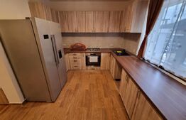 Apartament 3 camere, 94 mp, 2 parcari, Zona Vivo