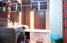 Apartament 3 camere, 70mp + 40mp pod! Zona strazii Eroilor!