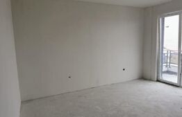 Apartament 3 camere, finisat, 53 mp, CF, parcare, zona Teilor