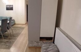 Apartament 3 camere , 73 mp utili, parcare, zona Florilor 