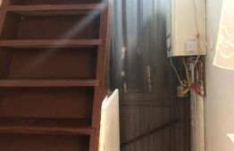 De vanzare, casa in Schei