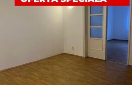 De vanzare, casa in Schei