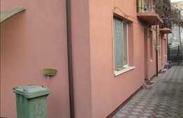 2 camere, pe doua nivele, 74 mp, decomandat, curte, zona strazii Gospodarilor