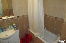 2 camere, pe doua nivele, 74 mp, decomandat, curte, zona strazii Gospodarilor