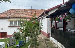 Casa individuala 4 camere 94mp utili, singur in curte, zona Schei