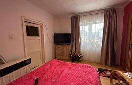 Casa individuala 4 camere 94mp utili, singur in curte, zona Schei