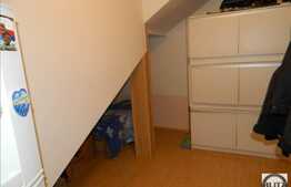 5 camere, 212 mp, garaj, semineu, zona linistita!Oferta-plata in avans pe 6 luni