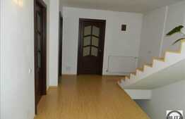 5 camere, 212 mp, garaj, semineu, zona linistita!Oferta-plata in avans pe 6 luni