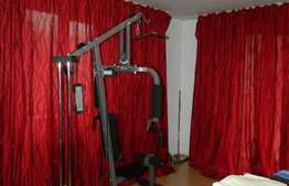 5 camere, 212 mp, garaj, semineu, zona linistita!Oferta-plata in avans pe 6 luni