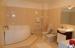 5 camere, 212 mp, garaj, semineu, zona linistita!Oferta-plata in avans pe 6 luni