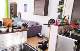 Apartament 4 camere, 83mp, 2 bai, 2 parcari, zona Eroilor