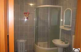 De vanzare 1 camera, 36 mp utili, 10 mp balcon! Zona strazii Eroilor!