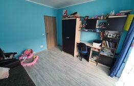 Apartament 3 dormitoare, 2 bai, etaj intermediar, zona Eroilor