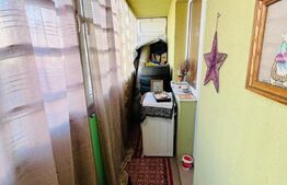 Apartament 3 camere, decomandat, 75 mp utili, balcon, zona Cetatii