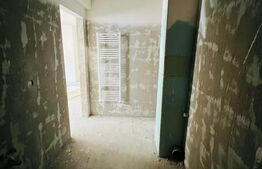 Apartament de 3 camere, 65 mp, parcare, zona Subcetate