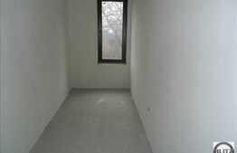 Penthouse cu 4 camere, 108 mp, semifinisat,terasa, zona linistita!