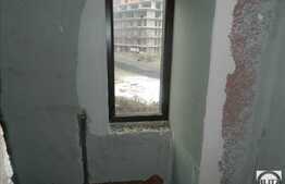 Penthouse cu 4 camere, 108 mp, semifinisat,terasa, zona linistita!