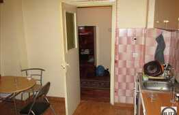 2 camere, 54 mp utili, decomandat, parcare, zona Bulevardului 21 Decembrie 1989!